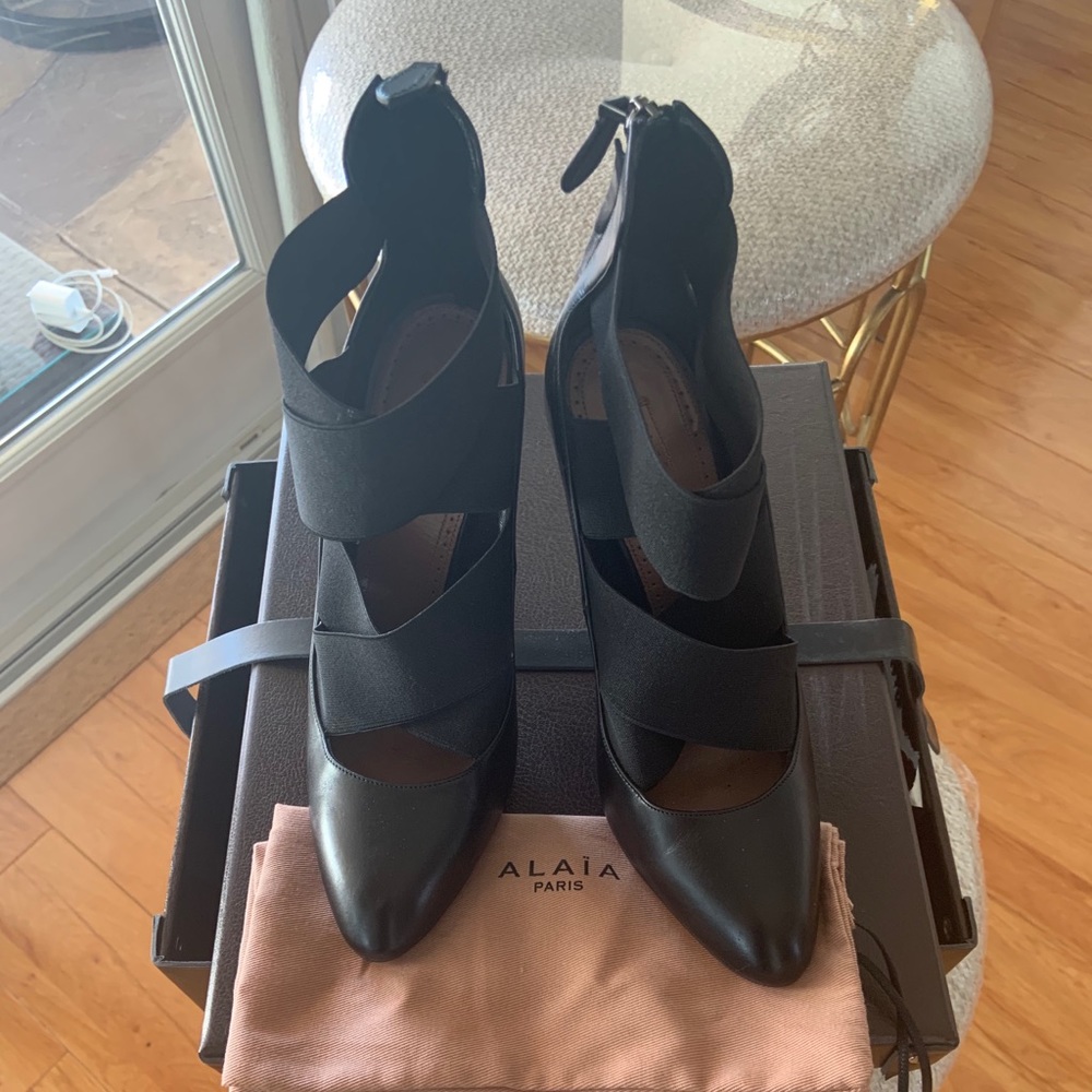 Alaia Heels